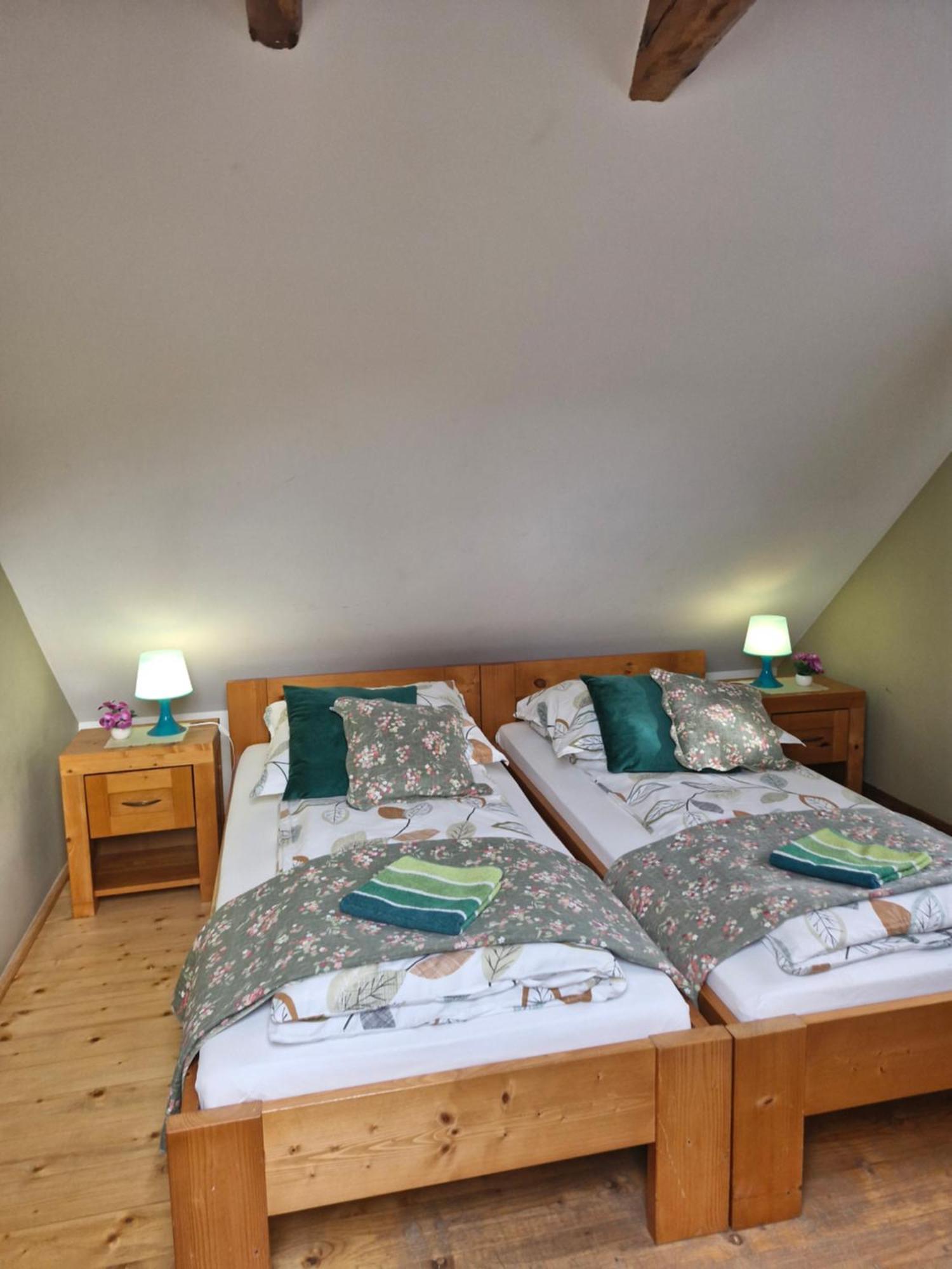 Chata Pod Mogielica Komfortowe Pokoje Z Widokiem Na Mogielice 1000M Od Tras Wokol Gory Mogielica Holiday home
